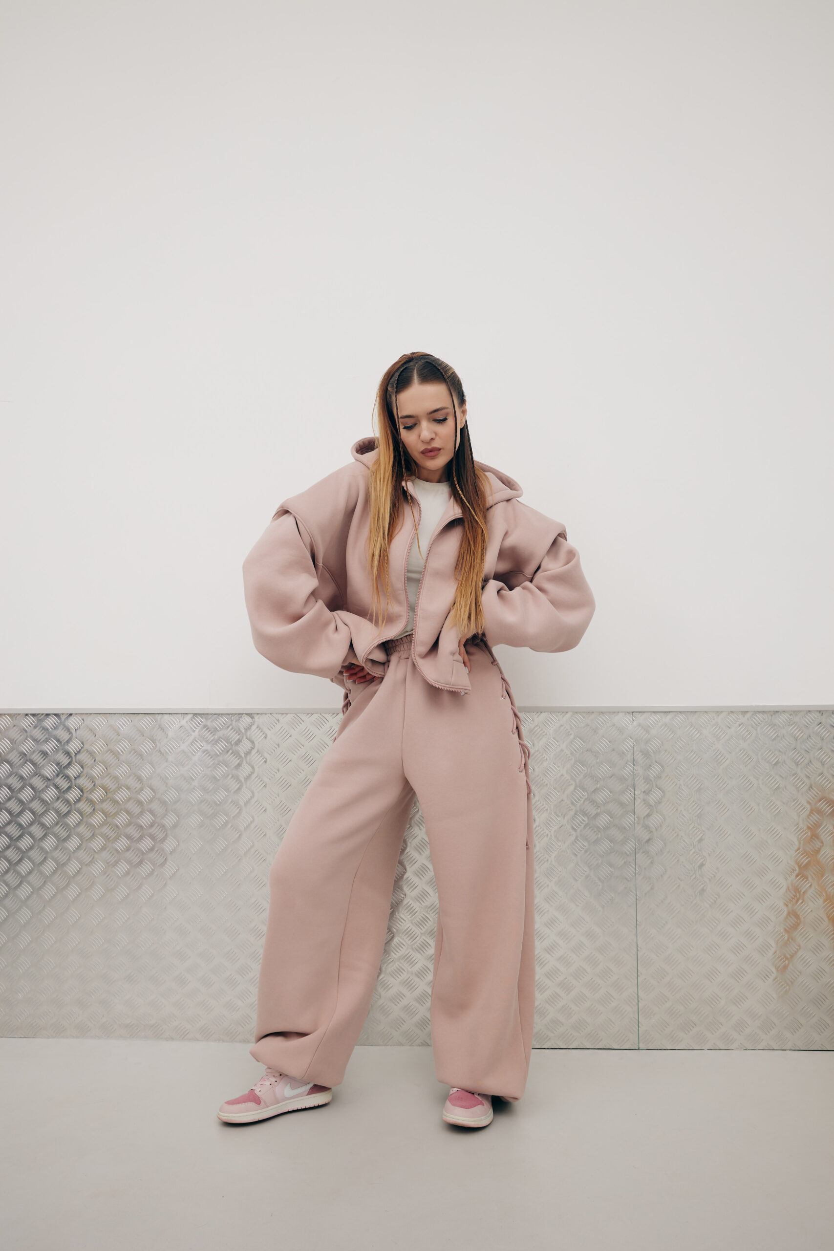 Штани з акцентною деталлю New Era of Me рожеві